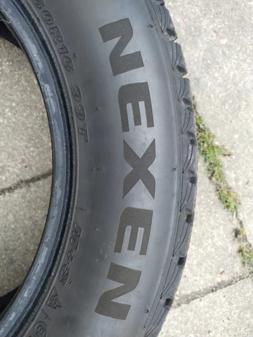 NEXEN 215/60/16