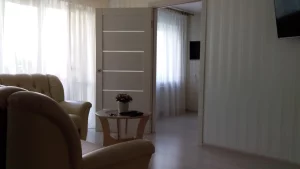 Двухкомнатная квартира на площади Ленина на длительный срок