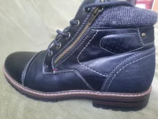 продам ботинки 44 размер