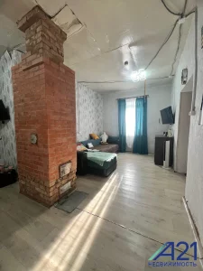 Половина частного дома с отдельным входом по пер. Логачева