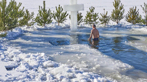 Крещенские купания: где можно окунуться в прорубь в Бобруйском районе