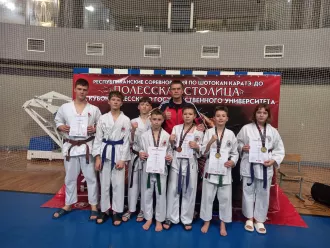  Бобруйские каратисты привезли медали из Пинска