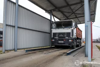 Участок мобилизации вторсырья «Белшины»: весовая под контролем 5 женщин-операторов