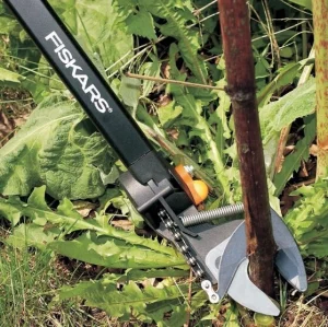 Высоторез-секатор телескопический Fiskars