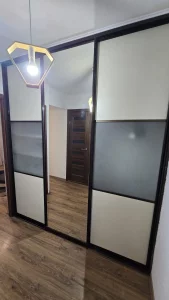 1 комн. квартиру на длительный срок