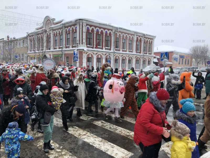 Шествие дедов Морозов
