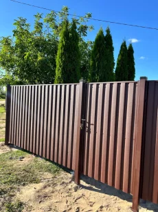 Установка монтаж заборов, Бетонные блоки, Заборы-жалюзи.