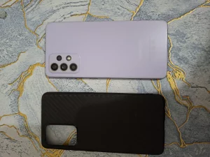 Телефон Samsung A52