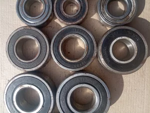 Подшипники разные, новые, цена за штуку 10 руб