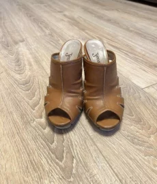 Женская обувь, размер 35-36