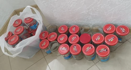 Банки 0, 5 л. Много. 40 коп. за банку