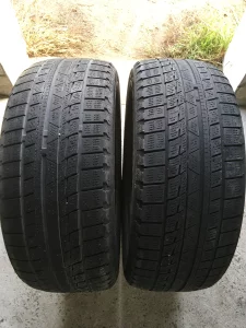 Покрышки зимние 215/50/17 Snowide