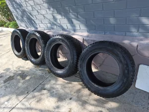 Колеса в отличном состоянии. 185/65/14 320руб