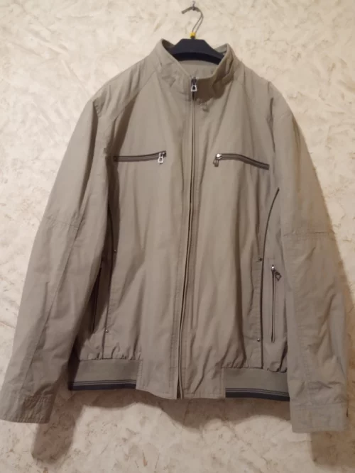 Куртка ветровка, р-р 54