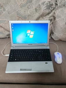 Отличный ноутбук Samsung RV509 на Intel core i3