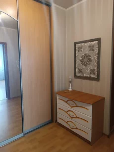 3 к квартиру на длительный срок