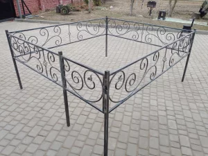 Ограда металлическая