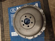 Комплект сцепления гольф 1.6 бензин