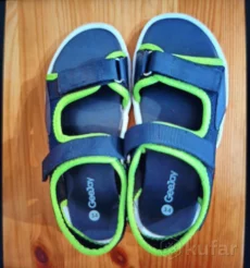 Новую обувь для мальчика