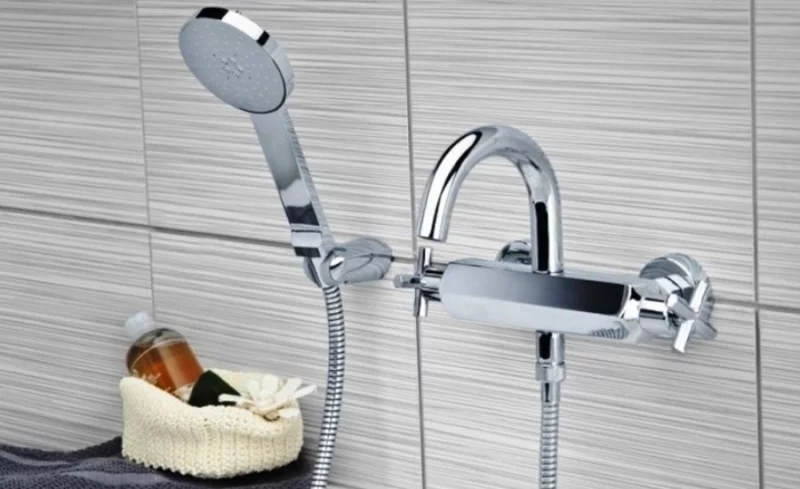 Виды смесителей для ванной: что лучше выбрать?