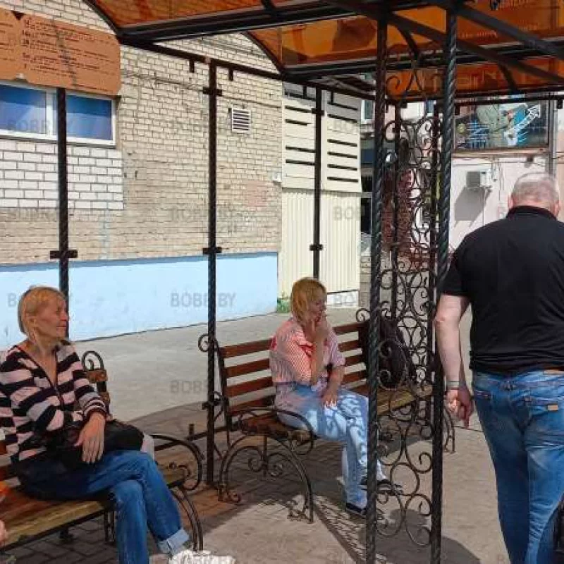 Без стеклянных стенок даже лучше, обдув на 100%