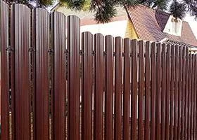 Забор из металлопрофиля. Ворота, калитки