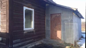 Бревенчатый дом по ул. Седова (район «Бабушкиной крынки)