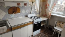 2-х комнатную в самом центре на длительный срок