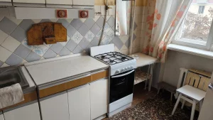 2-х комнатную в самом центре на длительный срок