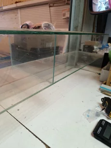 Полка- витрина 160*20*26 см (торговое оборудование)