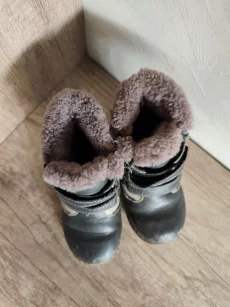Ботиночки зимние 25 размер