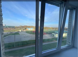 Квартиру в хорошем районе на длительный срок