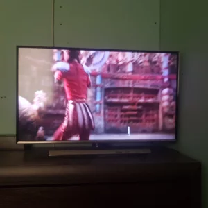 SAMSUNG 32"
