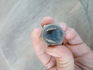 Выключатель сигнала торможения пневматический м12x1.5 новый маз, урал