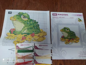 Вышивка крестом (схема+образцы ниток)