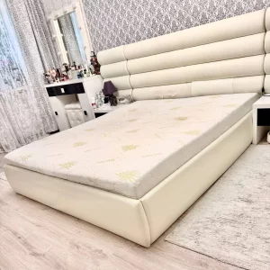 Двухспальную кровать