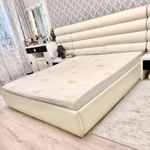 Продам двухспальную кровать