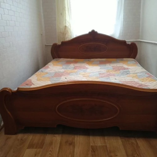 Кровать двухспальная