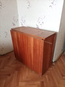 Стол-книга
