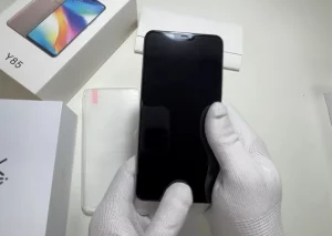 Новый, запечатанный смартфон Vivo 6/128Gb