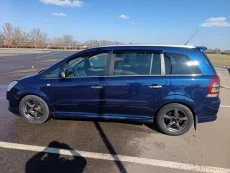 Опель зафира B