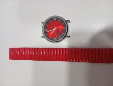 Часы рабочие, вылетело стекло и порвался браслет