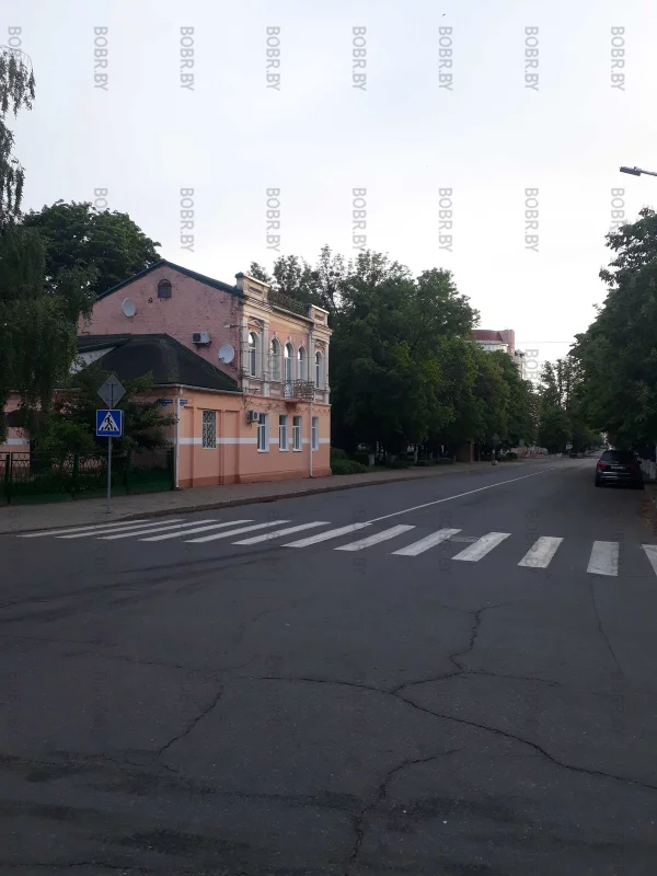 Здание
