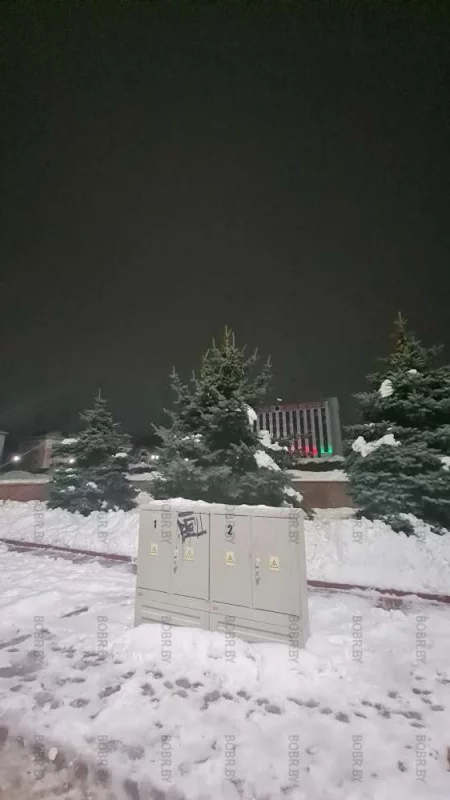 Надпись с новым годом на японском языке.