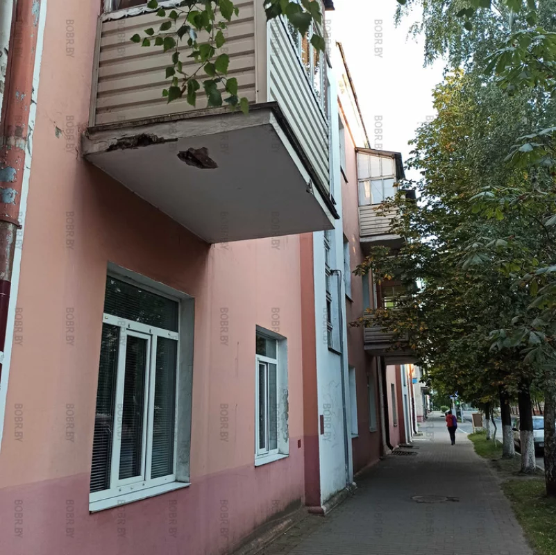 Опасность под балконами