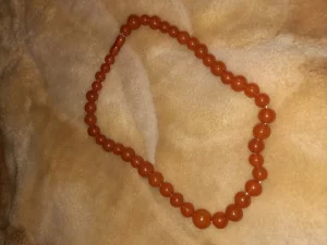 Бусы янтарные