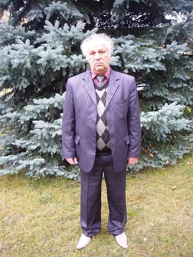 КАК ЖИВЕШЬ, ВЕТЕРАН?