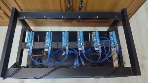 Корпуса майнинг ригов с райзерами