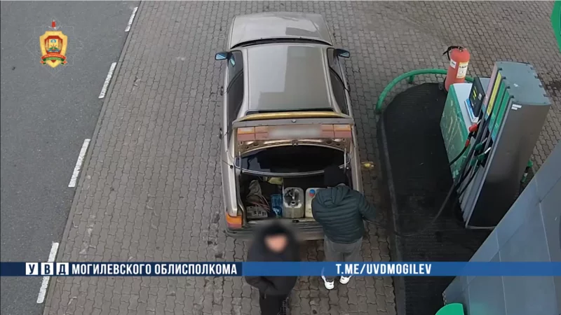В Могилеве водитель похитил 960 литров служебного топлива, заправляя машины друзей: возбуждено уголовное дело