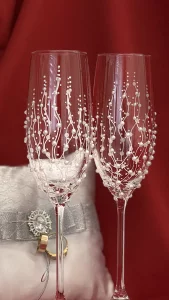 Бокалы инкрустированные стразами